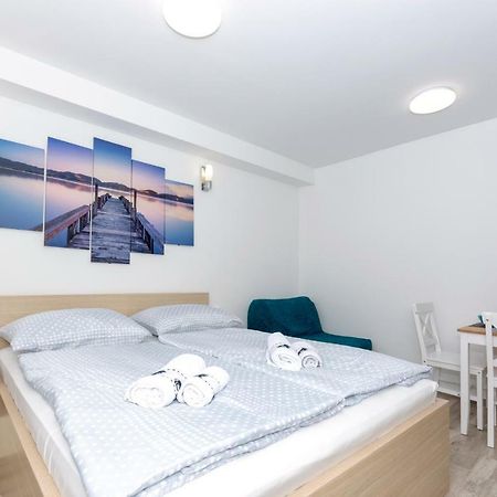 Apartments West Coast Split Exterior foto